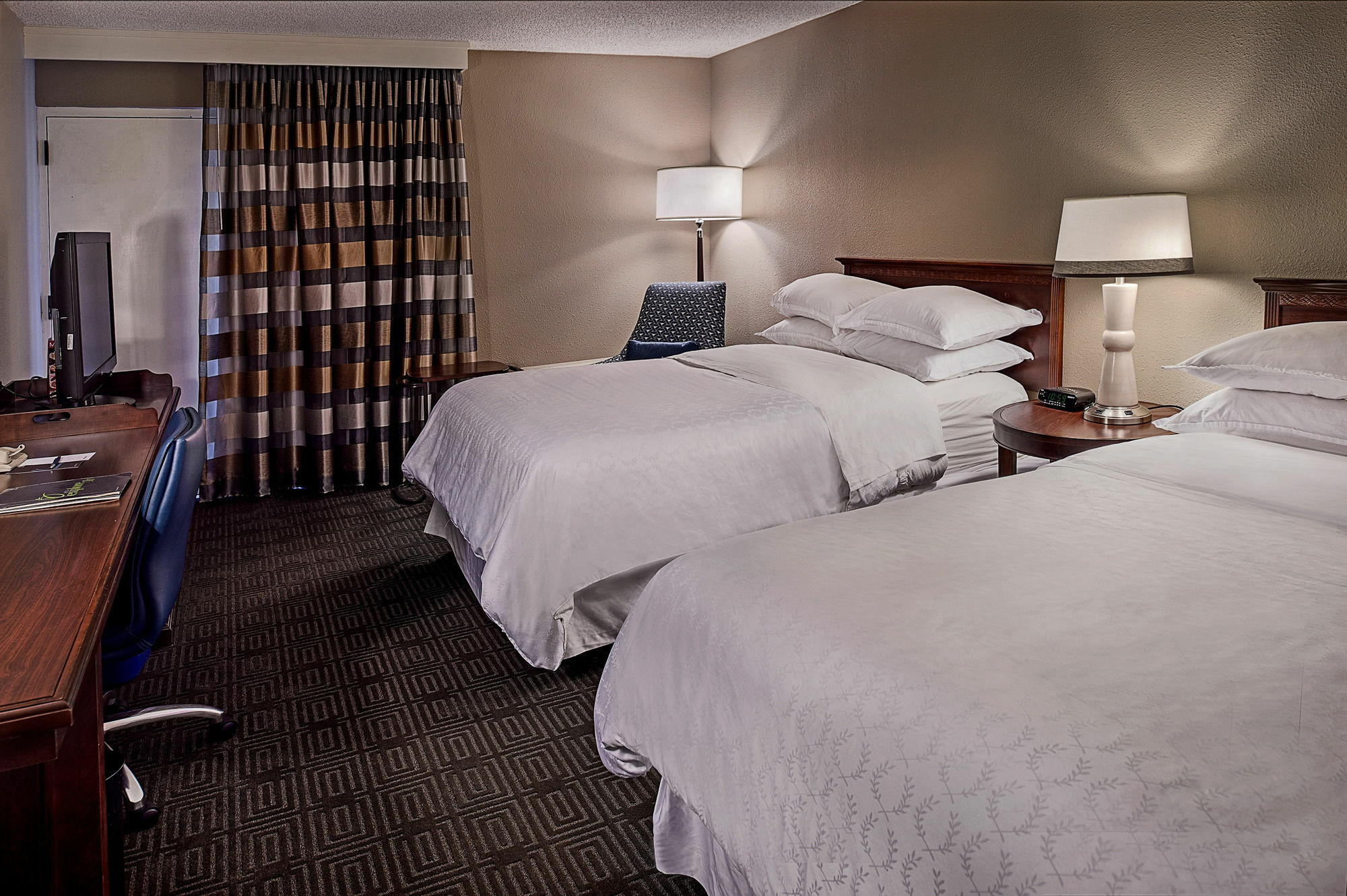 เชอราตัน เวสต์พอร์ต ชาเลต์ โฮเต็ล เซนต์หลุยส์ Hotel แมรีแลนด์ไฮท์ส ภายนอก รูปภาพ